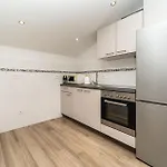 2 Bedroom Awesome In